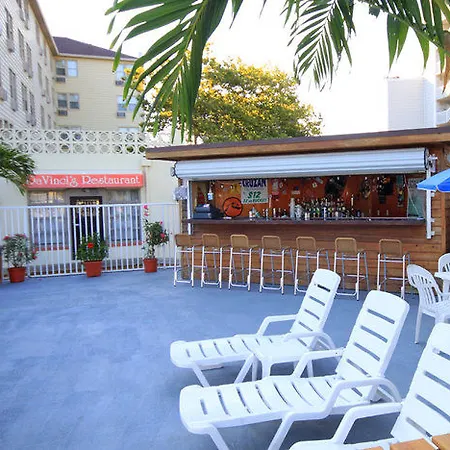 Harrison Hall Hotel 